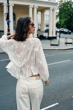BLUSA BORDADOS PLUMETI / Blanco - Zara фото 6