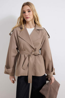 Vizon Yumusak Tuseli Kemerli Oversize Kruvaze Kapama Midi Trenckot TWOSS26TR00007 - Trendyolmilla фото 9
