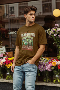 TRENDYOL MAN Hardal Oversize/Genis Kesim Eskitme/Soluk Efekt Uzay Bask?l? %100 Pamuk T-shirt TMNSS25TS00197