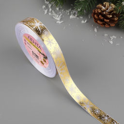 Лента атласная «Белые снежинки», 15 мм, 23±1 м, золотая