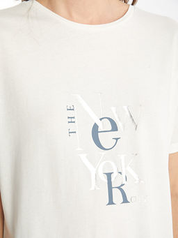 Bisiklet Yaka Bask?l? K?sa Kollu Kad?n Ti??rt