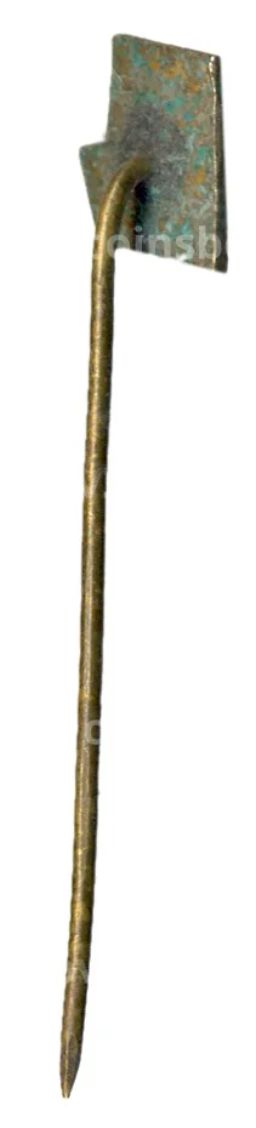 Значок рекламный G