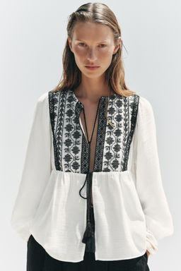 CONTRAST EMBROIDERY JACKET - Zara фото 3