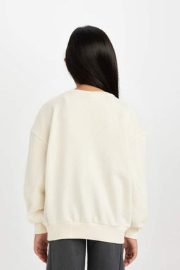 Толстовка оверсайз с широким кроем и круглым вырезом для девочек цвета экрю с принтом - Defacto фото 6