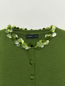 Кардиган с пайетками на воротнике / Zarina