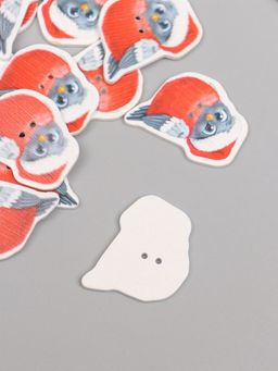 Набор пуговиц для творчества дерево «Снегирь в колпаке», набор 15 шт., 3.3×2.8 см