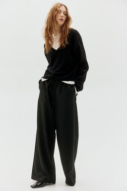 Jersey en punto fino con escote en V