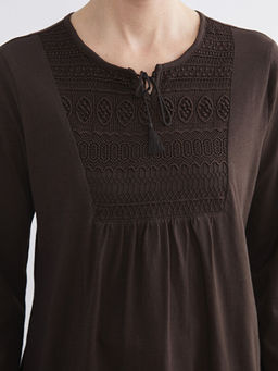 Ba?lamal? Yaka Nak??l? Bluz