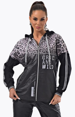 Толстовка из футера комбинированного с принтованной плащевой тканью