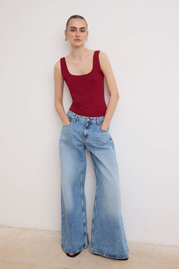 TRENDYOLMILLA Beyaz Fitted/Vucuda Oturan S?rt? Detayl? Kare Yaka C?tc?tl? Esnek Orme Body TWOSS24BD00026 фото 31