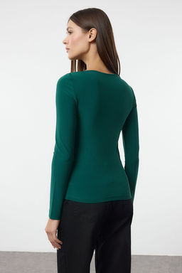 Trendyolmilla Siyah Kay?k Yaka Drapeli Vucuda Oturan Esnek Orme Bluz TWOAW25BZ00109  фото 9