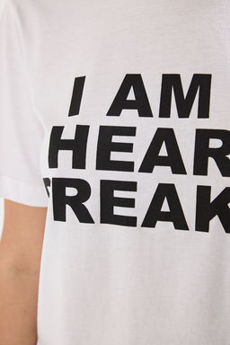 TRENDYOLMILLA Beyaz %100 Pamuk Regular/Normal Kal?p Slogan Bask?l? Orme T-Shirt TWOSS25TS00050 фото 7