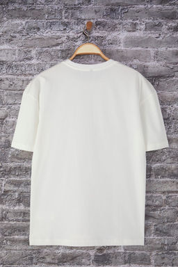 TRENDYOL MAN Ekru Oversize/Genis Kesim Yaz? Bask?l? %100 Pamuk T-Shirt TMNSS25TS00194 - Trendyolmilla фото 5