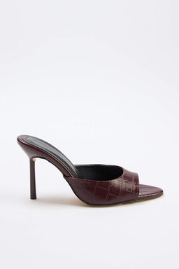 Bordo Kad?n Klasik Topuklu Ayakkab?