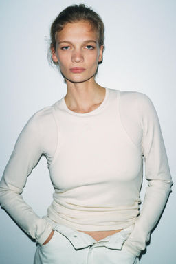 DOUBLE EMBROIDERED T-SHIRT