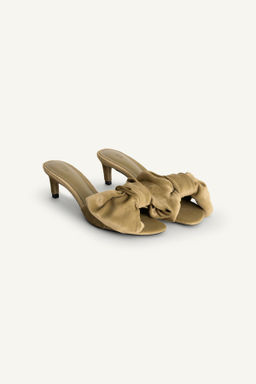 SANDALIA TAC?N MAXI LAZO LIMITED EDITION / Marr?n Arena - Zara фото 5