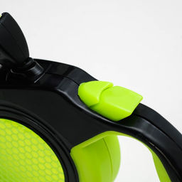 Рулетка Пижон светоотражающая, 3 м, до 15 кг, трос, прорезиненная ручка, зелёная  фото 3