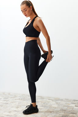 Premium Siyah 2. Katman ile Ekstra Kar?n Toparlay?c? Push Up Tam Boy Orme Spor Tayt THMSS24TY00015 - Trendyolmilla фото 5