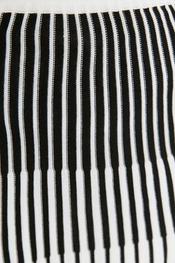 TRENDYOLMILLA Lila Midi Renk Bloklu Etek TWOSS20ET0195 фото 11
