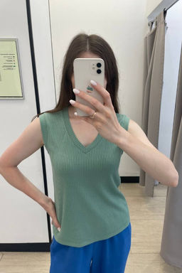 67736 Джемпер. Уцененный товар