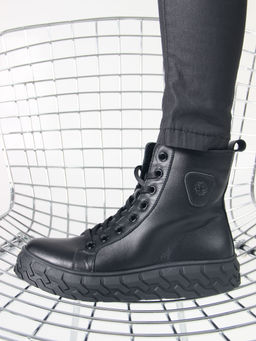 Ботинки 214.icebergbl.Black/Байка