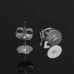 Цена за 2 шт. Швензы для сережек «Пусет-гвоздик» основа с заглушками, площадка 6 мм, пара, цвет серебро