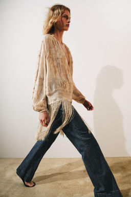 BLUSA BORDADOS FLECOS ZW COLLECTION / Crudo / Beige - Zara фото 3