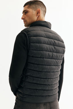 Chaleco acolchado repelente al agua Slim Fit - H&m фото 5
