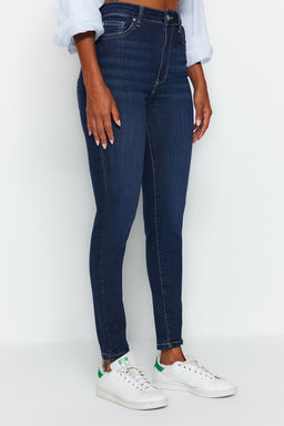 TRENDYOLMILLA Koyu Mavi Sekillendiren Etki Yuksek Bel Skinny Jeans TWOAW24JE00070  фото 4