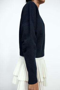 PLEATED SLEEVE KNIT SWEATSHIRT - Zara фото 4