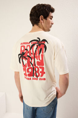 TRENDYOL MAN Siyah Oversize/Genis Kesim Bisiklet Yaka Kabar?k S?rt Bask?l? T-Shirt TMNSS25TS00044 - Trendyolmilla фото 3