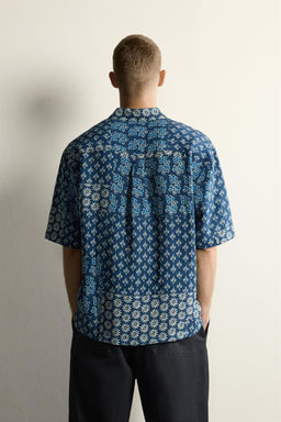 CAMISA RELAXED FIT ESTAMPADO PATCHWORK / Azul tinta - Zara фото 3