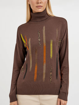 водолазка женская в коричневом цвете со спущенной линией плеча и с элементами из страз - Glenfield фото 7