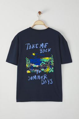 TRENDYOL MAN Lacivert 0versize/Genis Kesim Yaz? Bask?l? %100 Pamuk T-Shirt TMNSS25TS00064