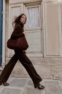 MID-WAIST STRAIGHT-LEG TROUSERS