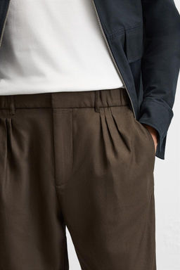 PLEATED JOGGER WAIST TROUSERS - Zara фото 6