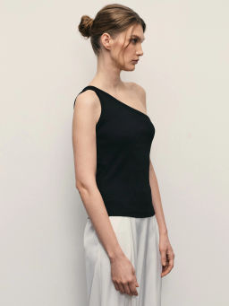 Топ на одно плечо / Zarina  фото 4