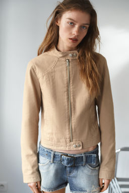 CHAQUETA EFECTO LAVADO / Tostado - Zara фото 10