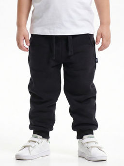 Брюки базовые для мальчика на резинке черные 22-7616 черный