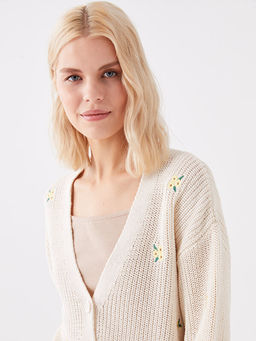 V Yaka Nak??l? Uzun Kollu Kad?n Triko H?rka