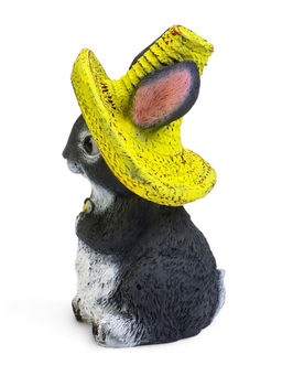 Садовая фигура из полистоуна Зайка в соломенной шляпе с бабочкой, 19?12?14 см, МИКС