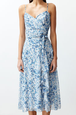 TRENDYOLMILLA Mavi Animal Desenli Etegi Volanl? Sifon Astarl? Midi Dokuma Elbise TWOSS24EL00536 фото 10