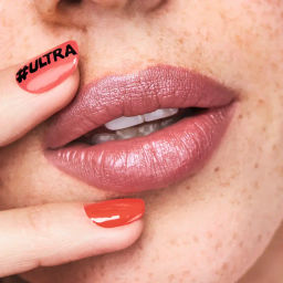 Увлажняющая кремовая губная помада Ультра, 3.6 г