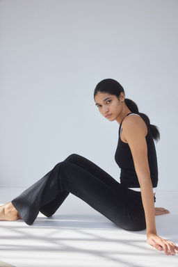 Pantalon acampanado de punto