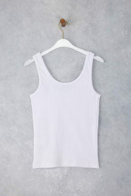 Beyaz Fitted/Vucuda Oturan Havuz Yaka Fitilli Esnek Orme Atlet TWOSS22AL0042