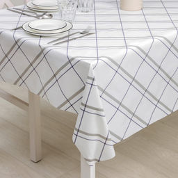 Клеёнка на стол Доляна «Классика», на нетканой основе, ширина 137 см, толщина 0.08 мм, рулон 20 м