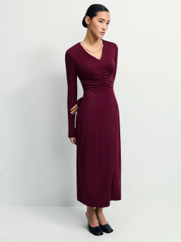 Платье миди со сборкой на талии / Zarina