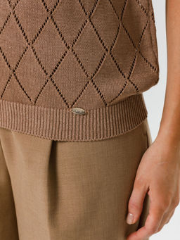 Блузка вязаная