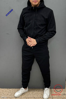 Костюм мужской спортивный