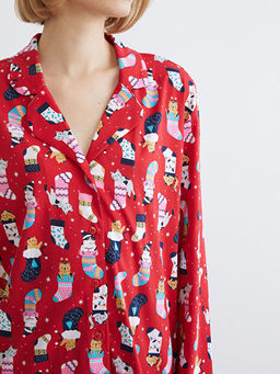 G?mlek Yaka Y?lba?? Temal? Kad?n Pijama Tak?m?